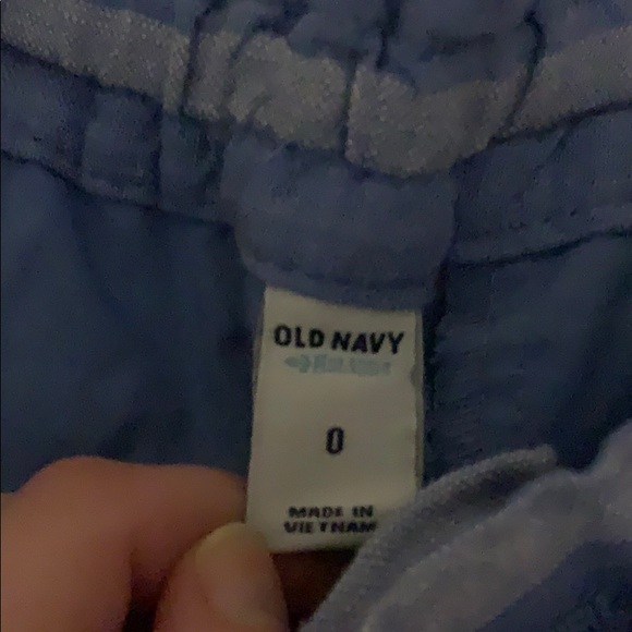 Blue striped Old Navy shorts - Picture 2 of 3